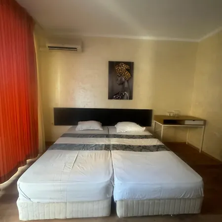 Sunny Bahami Lägenhetshotell Slăntjev Brjag