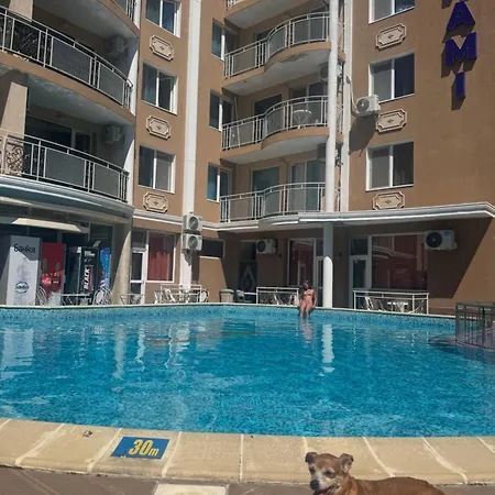 Lägenhetshotell Sunny Bahami 3*